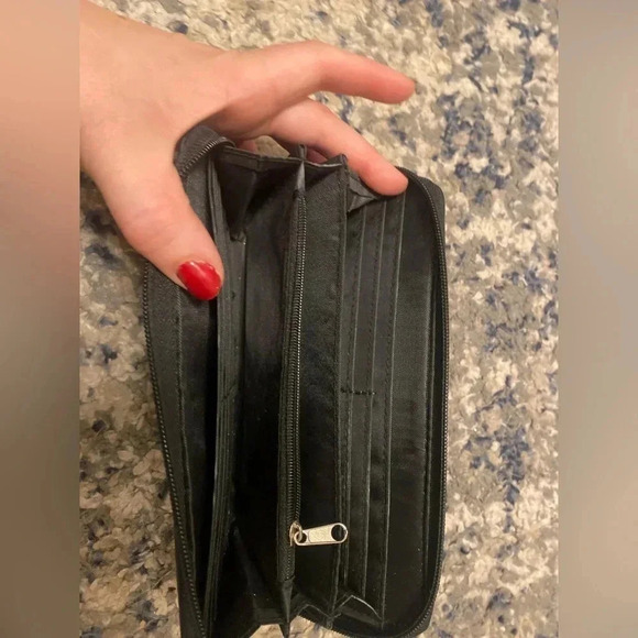 Joe’s Wallet - Picture 2 of 3